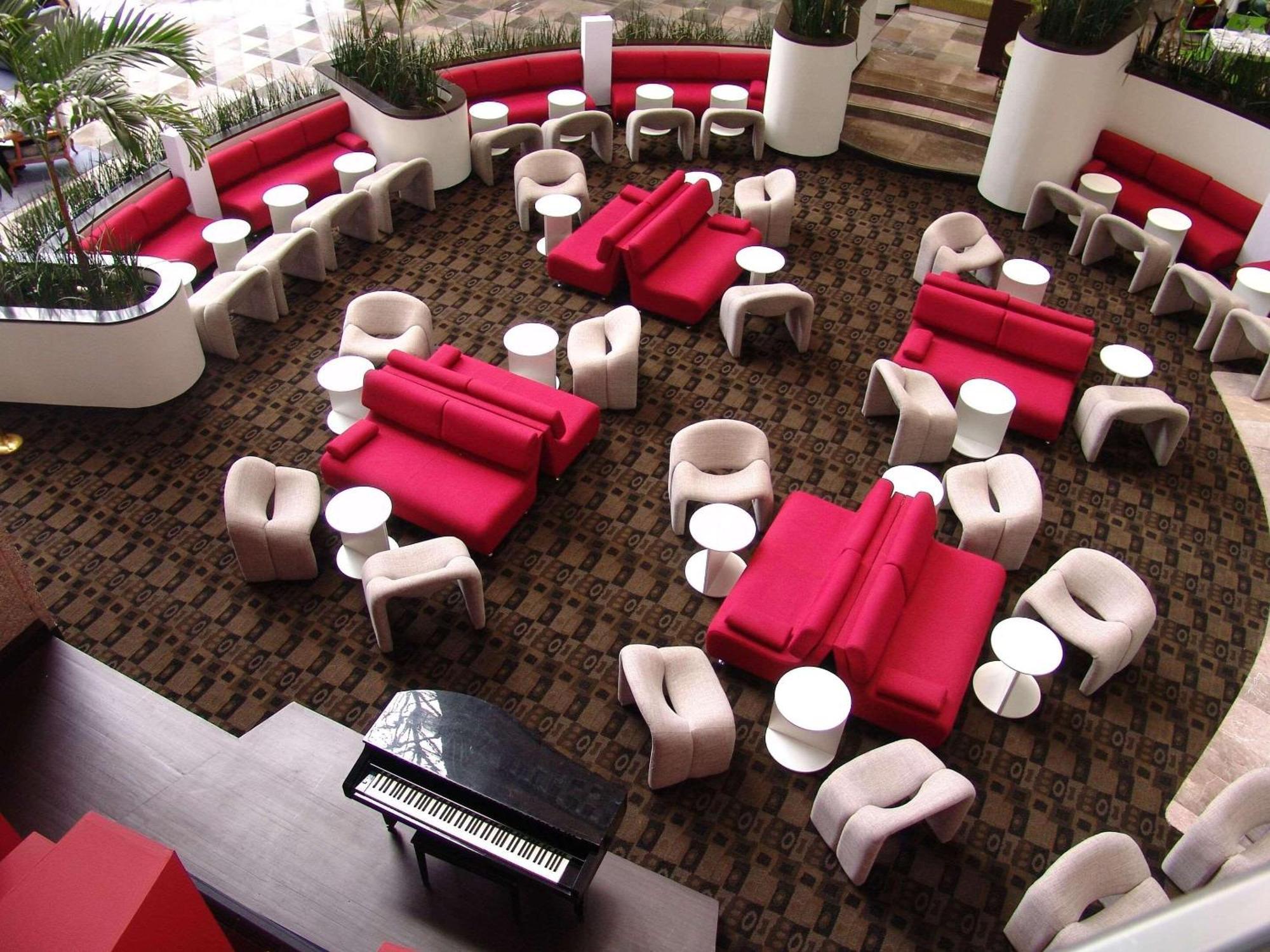 Radisson Paraiso Hotel Mexico City Exterior photo The lobby of the hotel